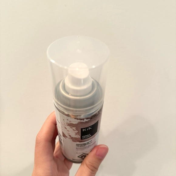 IGK FIRST CLASS CHARCOAL DETOX Dry Shampoo mini size travel size - Picture 4 of 4